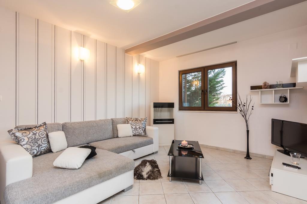 ביבינייה Villa Zadar מראה חיצוני תמונה